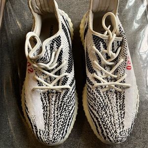 Yeezy Boost 350 v2 Zebra. Size 12 . Used good condition No Box